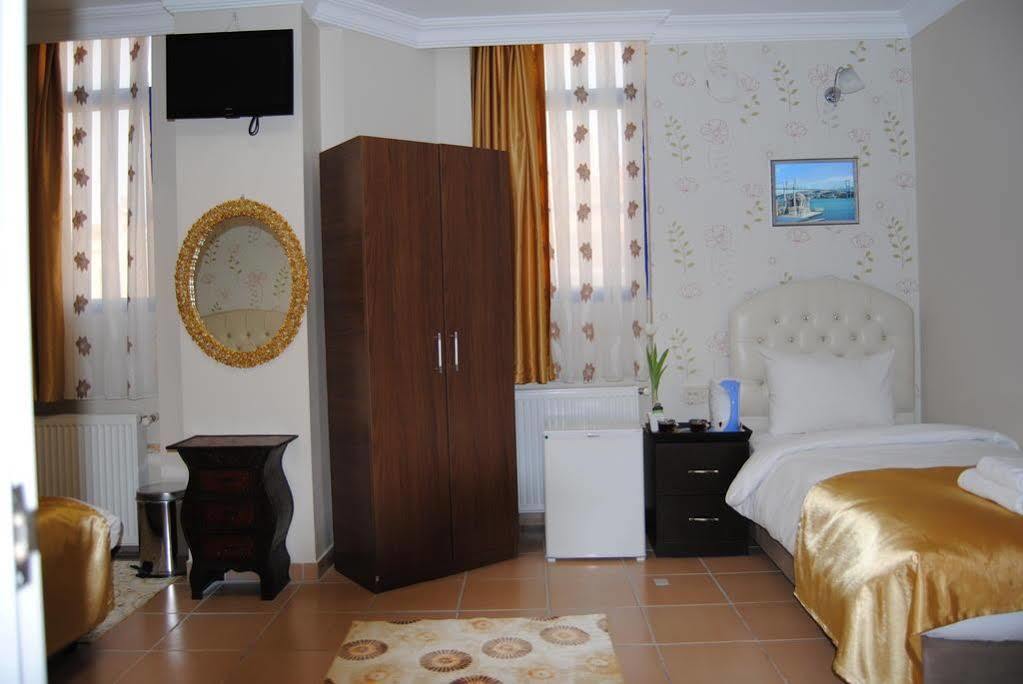 Lotus Hotel Istanbul Exterior photo